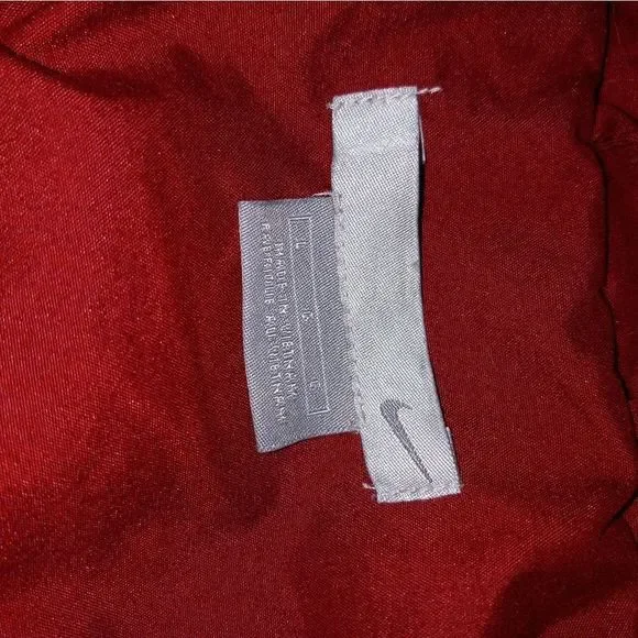 Nike Unisex Windbreaker/Light Weight Jacket - Picture 6 of 6